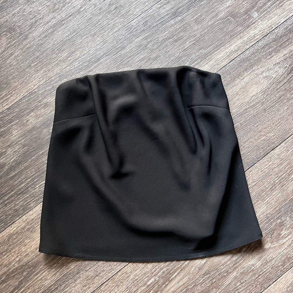 Aritzia Babaton Midtwon tube top